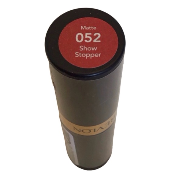 Revlon Super Lustrous Lipstick, Matte Show Stopper #052 (NWT) - Picture 2 of 3